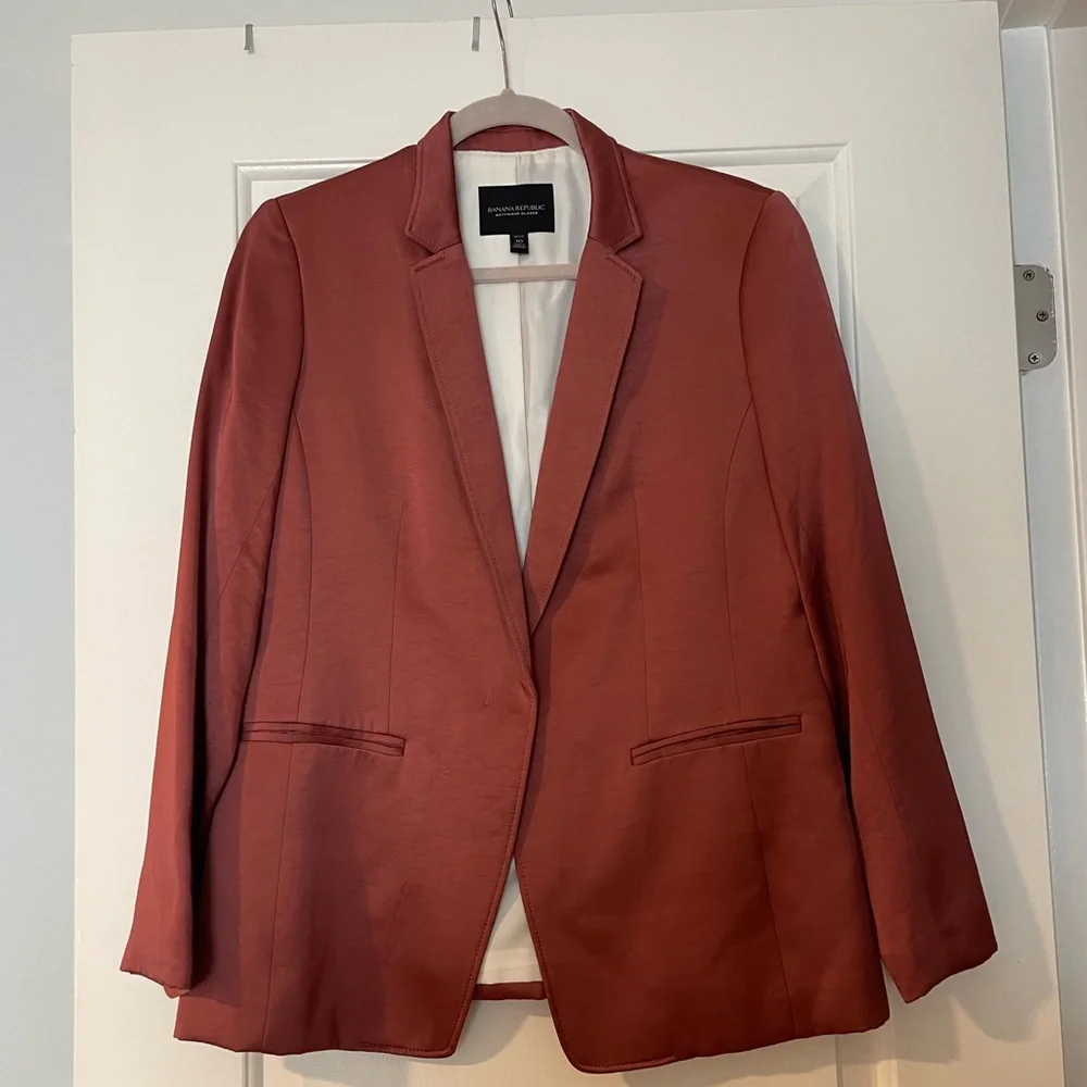 Banana Republic Boyfriend Blazer - Like New - Picture 2 of 5